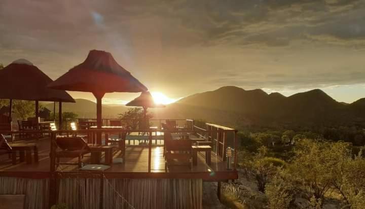 Kapika Waterfall Lodge Epupa 外观 照片
