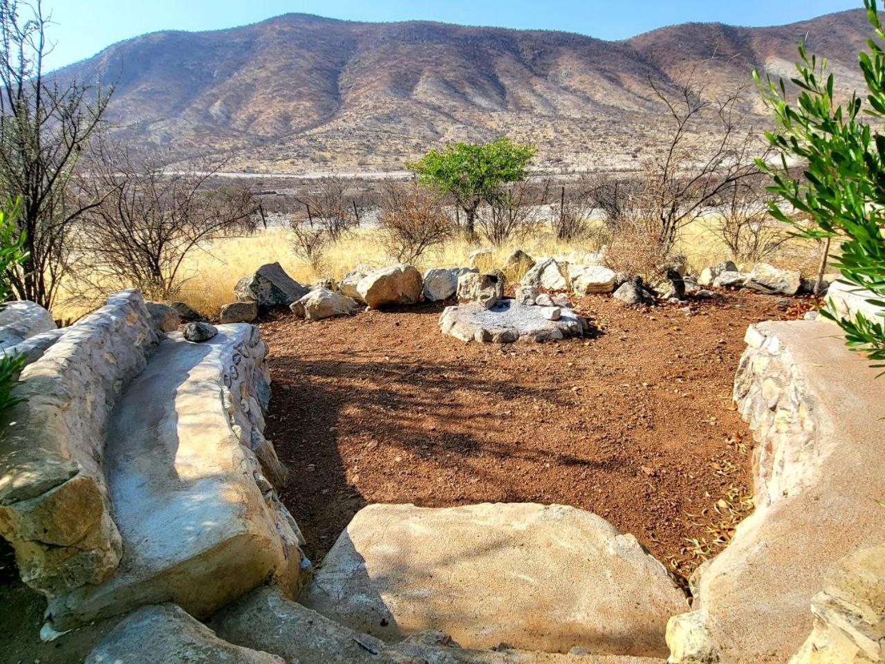 Kapika Waterfall Lodge Epupa 外观 照片