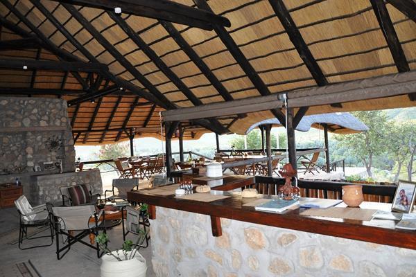 Kapika Waterfall Lodge Epupa 外观 照片