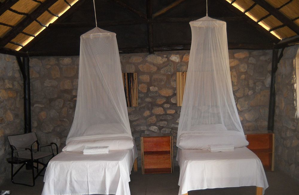 Kapika Waterfall Lodge Epupa 外观 照片